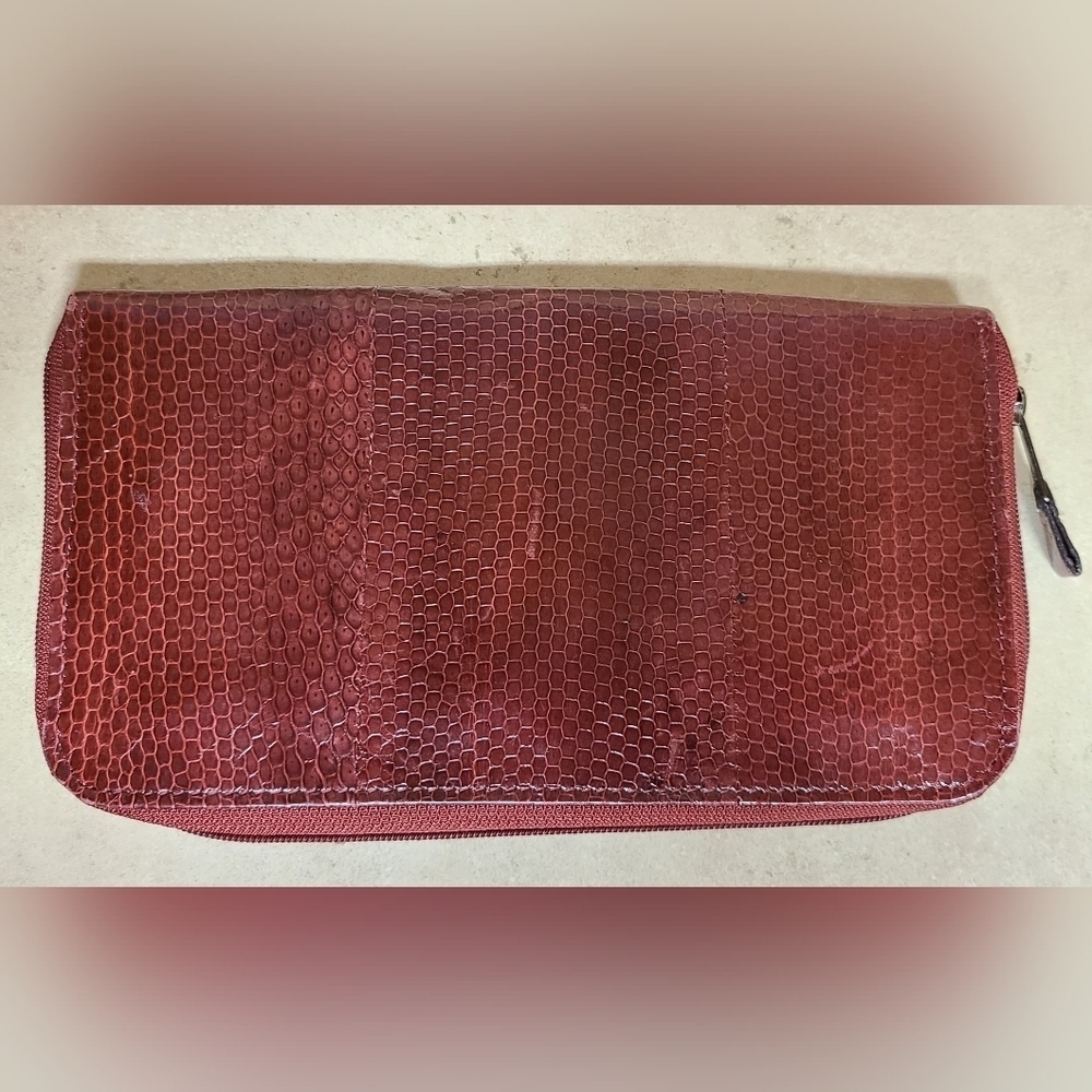 Lee Sands Hawaii Genuine Snake Skin Red Zip Wallet